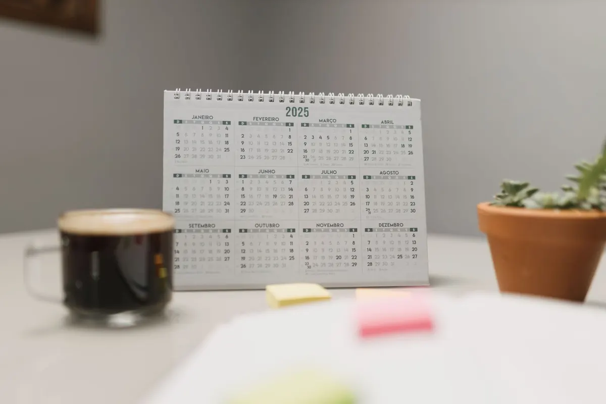 New Year Memory Timeline: A Gentle January Review for Your Family